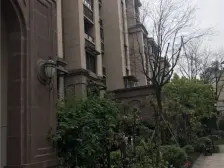 观音桥 保利江上明珠晖园四房300万