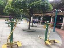 业主诚心出售 户型方正 居家,物业好,环境好
