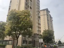 全明户型,地铁500米,业主诚心出售,随时看房