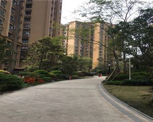 领地海纳时代2室1厅东南