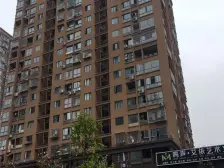 龙洲湾 万友四季缤纷二房41万