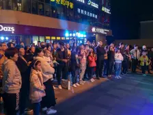 唐家湾 吾悦广场旁精装修三房 钥匙房 随时看