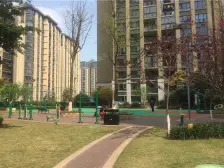 精装修小两房 视野好 装修保持新 住家舒适