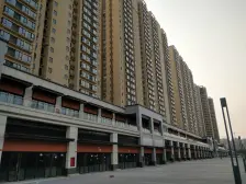 2梯2户 ,户型方正看花园,带有三个卫生间 人性化设计