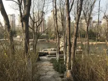 南北通透格局,四居室,看房方便。