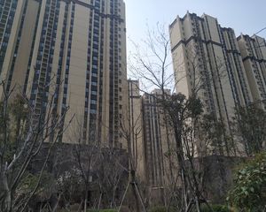 M3号线coco蜜城精装套三高楼层全天采光无连廊