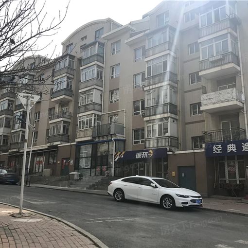 泡崖康顺园6室1厅南朝向4200.00元/月出租