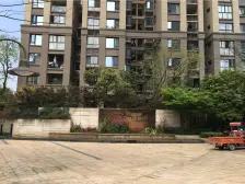 大竹林 江与城江城时光二房92万