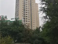 半山壹号装修2房带家具家电出售户型方正采光好!