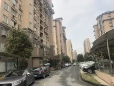 华苑新上一房,小区少有的房源,业主诚意出售看房方便