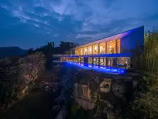 高品质精装四房带花园业主诚心出售