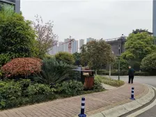 一线看湖,精装两房,业主急售!!!