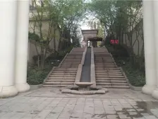 融创竣爵堡 4室2厅 北