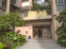 近轻轨,近西站,交通便利。。。。
