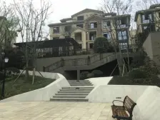 石桥铺精装修叠墅 带屋顶花园 中式装修拎包入住