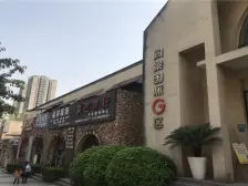 东站旁,洋房带露台花园,交通便捷!