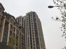 急售!轻轨站门口次新房小区环境好户型好价格可谈