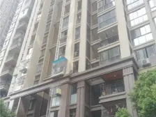 剑桥郡二期大三房 视野好,看中庭,楼层舒适