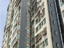 西政旁,出行便利,配套成熟,刚刚装修好。诚心出售