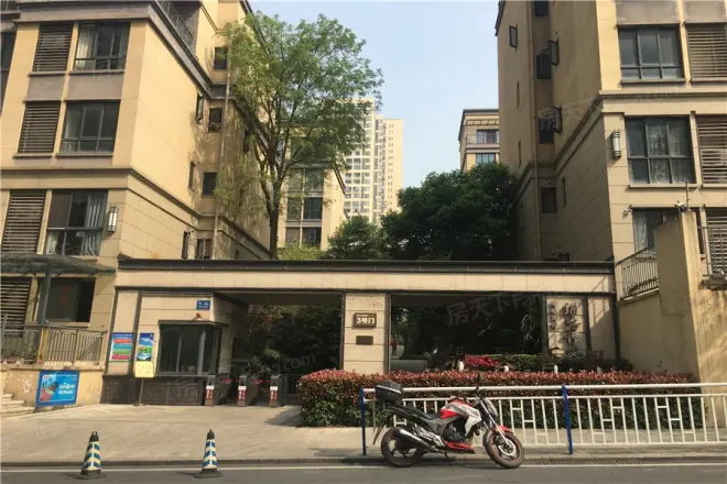 泽科港城国际锦云香缇