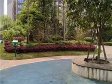 巴国城 绿云绣二房67万