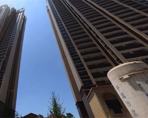 蓝光乐彩城三期3室2厅东