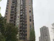 和泓四季正规大三房尚未 正看公园