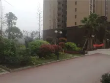 双福米兰小镇旁,精装四房,业主诚心出售