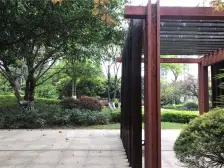 正两房 户型方正 采光好 公园近