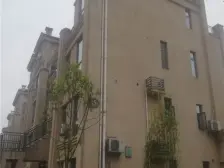 上叠别墅,带车位,业主诚心出售。