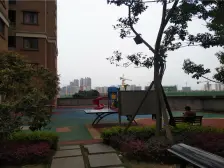 照母山 中振湖霞郡一房68万