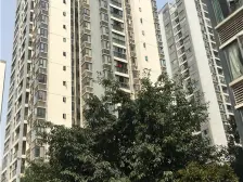 渝北鹿山轻轨站,全新装修,采光好,户型好。
