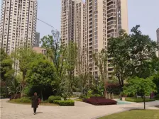 中庭,洋房,精装4房,带露台,户型好,业主诚心卖