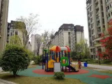 两路空港 千威先生的洋房三房76.5万