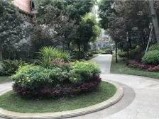 冉家坝少有的次新洋房带露台和花园