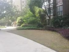 欧麓商圈,清水小三房,配套齐全,轻轨奥莱都在家门口