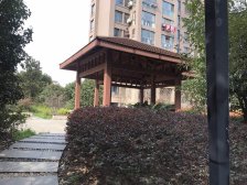 2015年的住宅,小区品质好。原拆原建