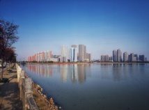 武汉通达广场沿湖实景