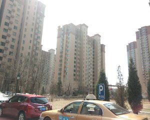 格局南北通透采光好户型方正