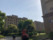 迎春世家湖景房全天采光近地铁4号线装修保养好