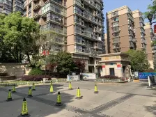 边户四房 中上楼层 满五唯一 采光无遮挡