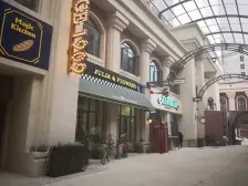 毛坯带天台配套设施齐全,交通便利,采光好,户型方正