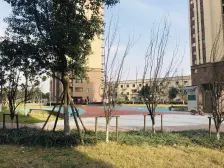 领秀金品花苑 三开间朝南 毛坯二房 总价低 地铁68号线