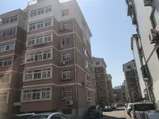 满五年,封闭小区 上下两层,全明户型框架房,带小棚