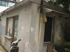 《大柏树地铁边》《电梯房》《精装修》《二梯XIAO学》