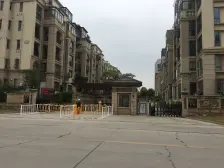 衡泰锦苑 毛坯跃层大四房 位置好 看房随时