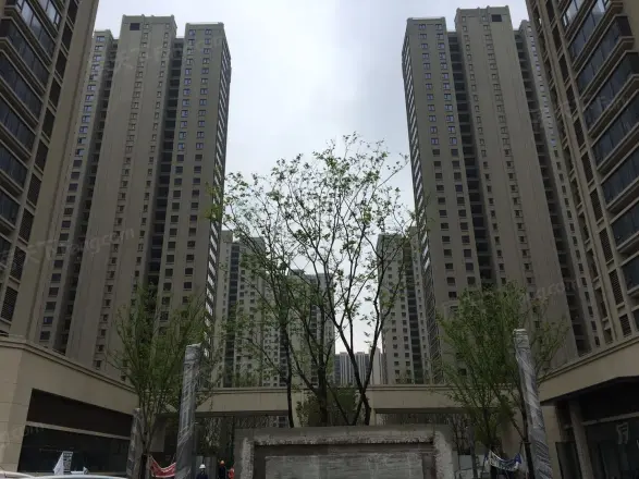 铁建万科江湾城