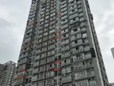 石桥铺 上方新人居二房58万