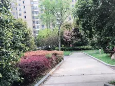 大开间,近地铁,房型正气,南北通透,得房率高,电梯房,精装修,繁华地段