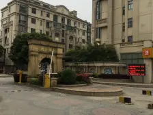 万达旁 衡泰锦苑 五房两卫 叠加